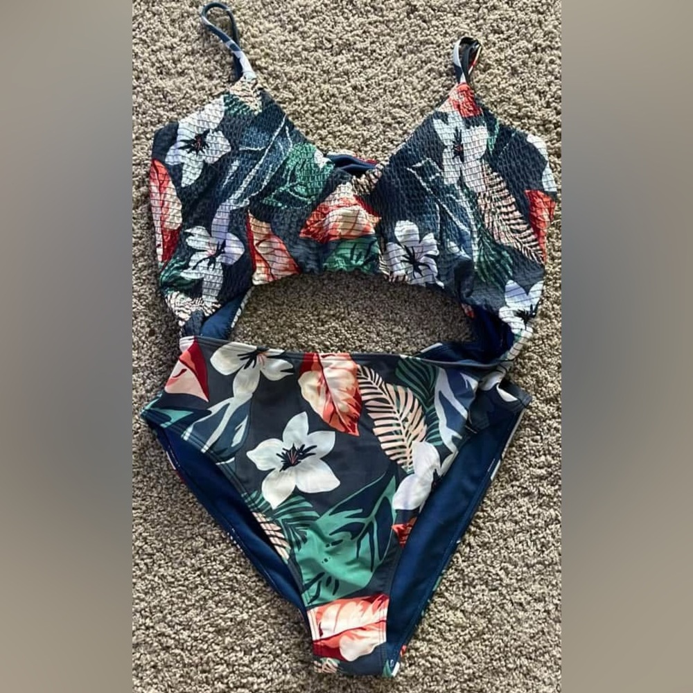 Hollister Swimsuit